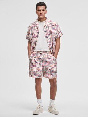 Mode of One Men's Squared up Relaxed-Fit Geo-Print 6-1/2" Shiny Twill Shorts NWT